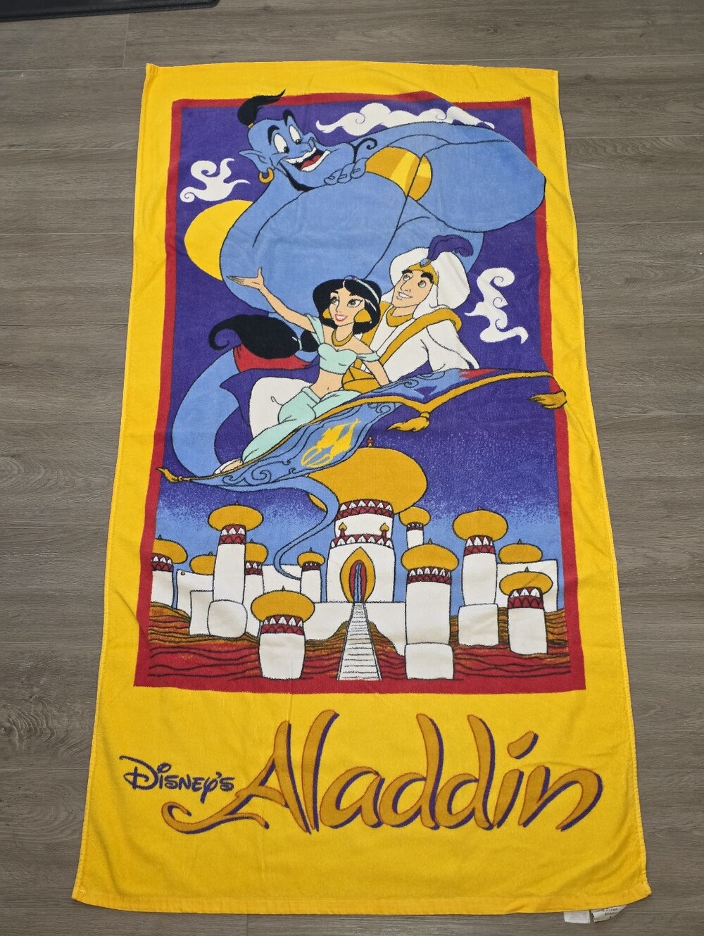 Vintage Disney's Aladdin Movie Towel Colorful Graphics Jasmine Genie Aladdin
